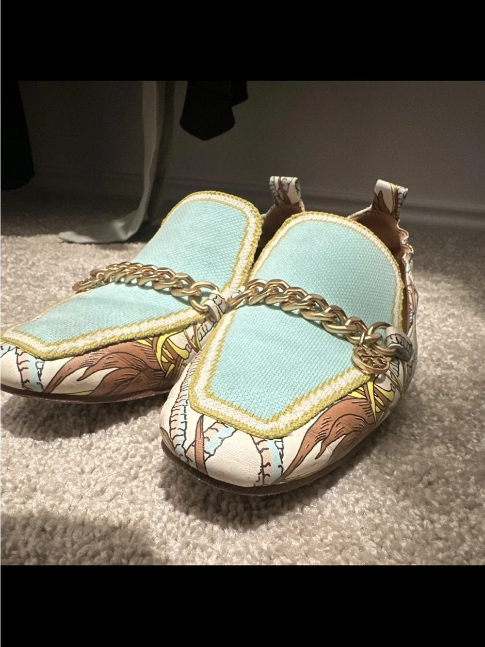 Tory Burch Mint Blue & Cream Printed Chain-Trim Loafers